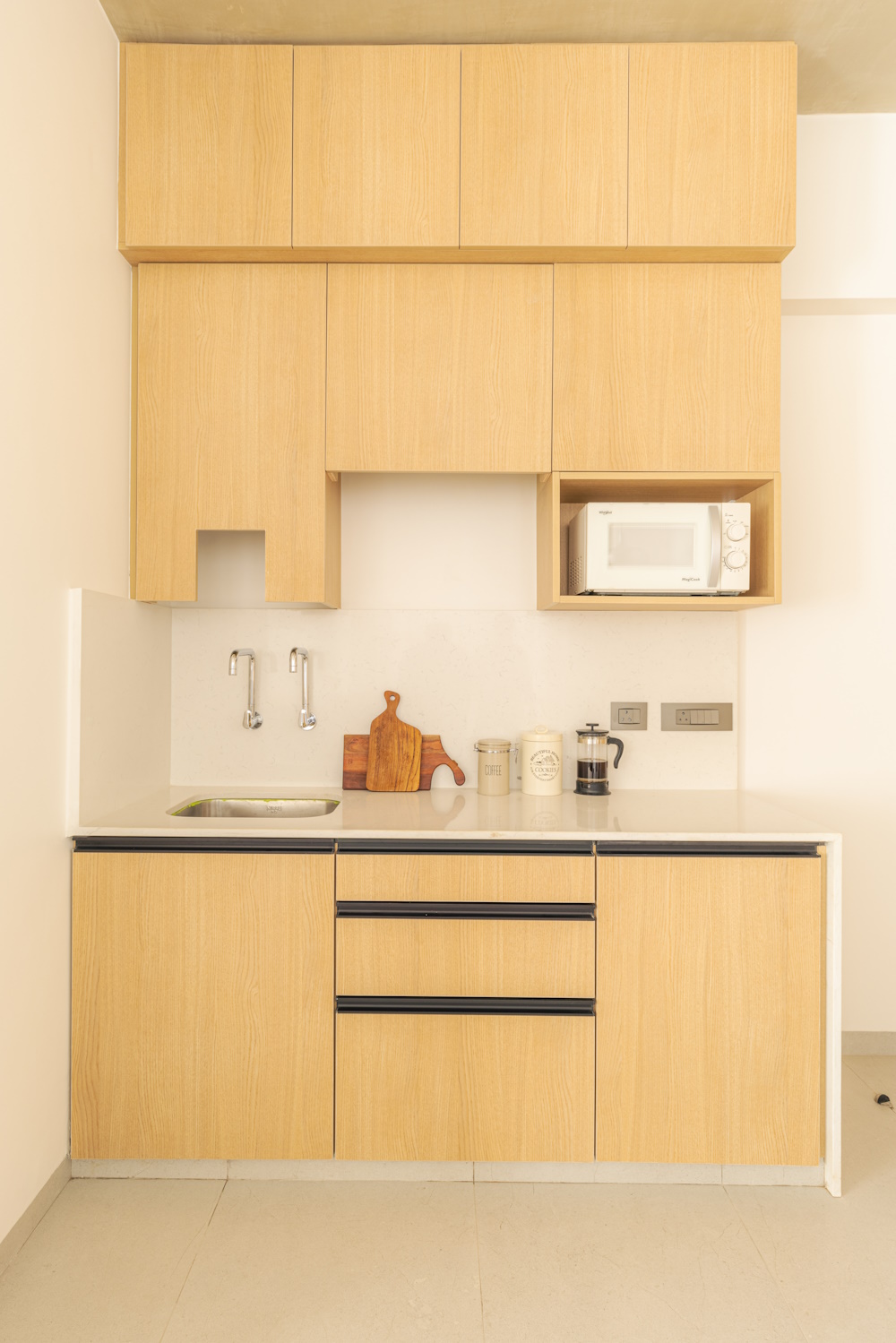 Shared Bachelor accommodation in Hitech City